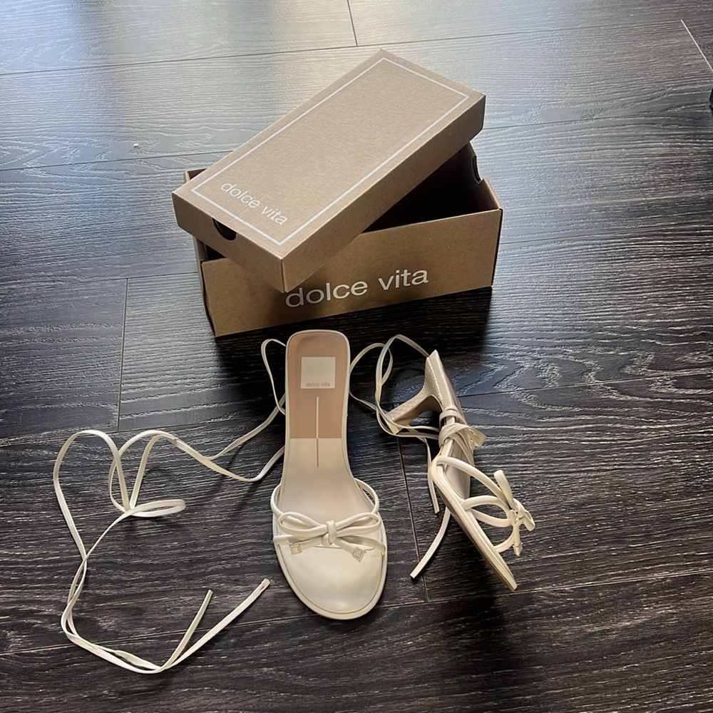 Dolce Vita Maison Ivory Heels